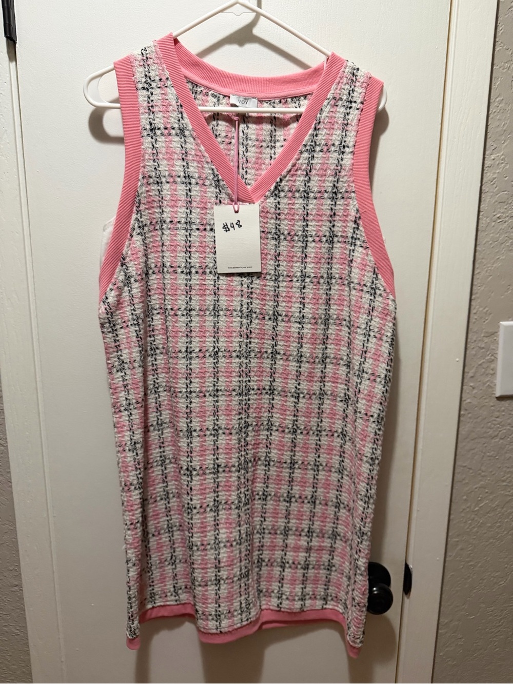 VOY NWT Pink Tweed Sleeveless V-Neck Knit Dress